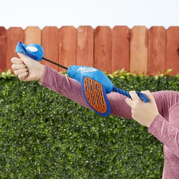 Nerf Dog Force Grip Trackshot Launching Duck Dog Toy - Image 3