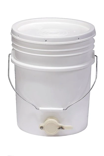 Little Giant Plastic Bucket, 5 gallon